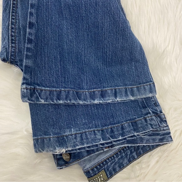 Mudd Jeans Embroidered Distressed Denim Flare Bootcut Woman’s Junior Sz 9 - Picture 10 of 12